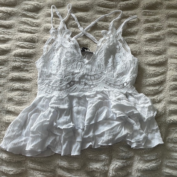 Francesca’s white tank top size M - Picture 1 of 1